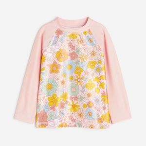 H&M Kids NWT girls Swim rash guard shirt UPF 50 5/6T